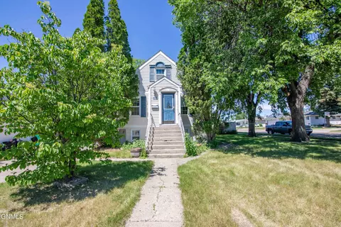 518 Central Ave, Bismarck, ND 58501