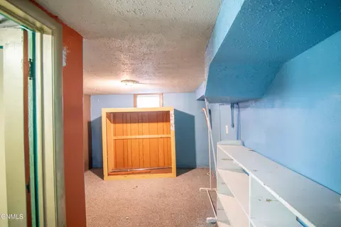 Bedroom - 518 Central Ave, Bismarck, ND 58501 photo 9 of 10