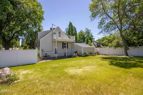 Exterior - 518 Central Ave, Bismarck, ND 58501 photo 4 of 6