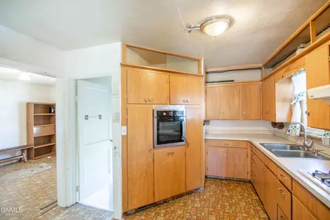 Kitchen - 518 Central Ave, Bismarck, ND 58501 photo 2 of 5