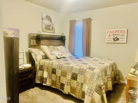 130 Kenner Lp, Bismarck, ND 58504 photo 13