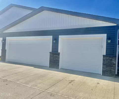 130 Kenner Lp, Bismarck, ND 58504 photo 19