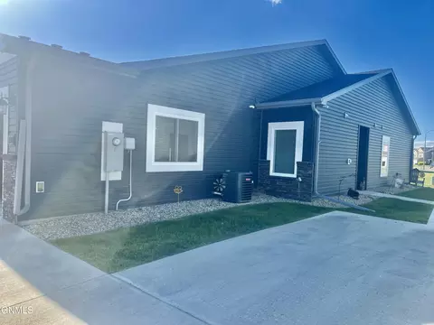 130 Kenner Lp, Bismarck, ND 58504 photo 20