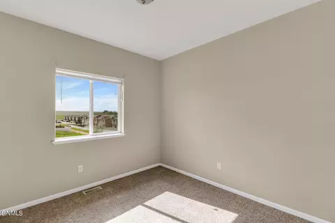 13699 Karen St, Williston, ND 58801 photo 18