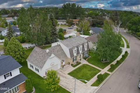 View/Area - 1703 4th Ave E, Williston, ND 58801 photo 5 of 5