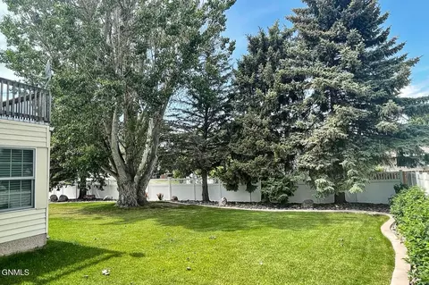 Exterior - 1703 4th Ave E, Williston, ND 58801 photo 11 of 19