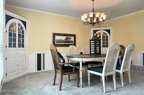 Dining - 1703 4th Ave E, Williston, ND 58801 photo 4 of 4