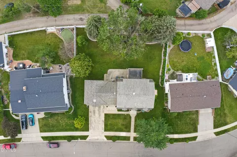 View/Area - 1703 4th Ave E, Williston, ND 58801 photo 2 of 5
