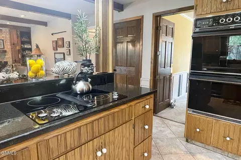 Kitchen - 1703 4th Ave E, Williston, ND 58801 photo 15 of 20