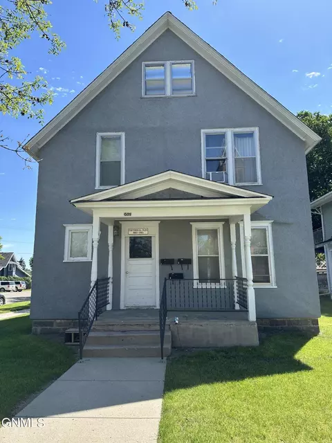 501 3rd Ave SE, Jamestown, ND 58401