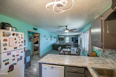 Kitchen - 60 20th St SW, Dickinson, ND 58601 photo 2 of 5