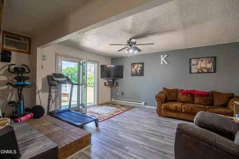 Living - 60 20th St SW, Dickinson, ND 58601 photo 6 of 6