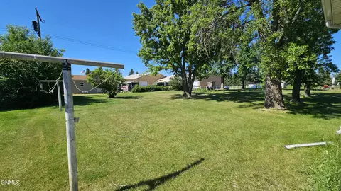 505 2nd Ave W, Edgeley, ND 58433 photo 9