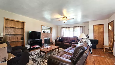 505 2nd Ave W, Edgeley, ND 58433 photo 14