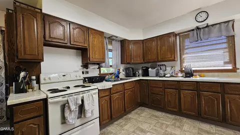 505 2nd Ave W, Edgeley, ND 58433 photo 15