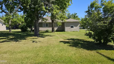 505 2nd Ave W, Edgeley, ND 58433 photo 7