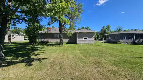 505 2nd Ave W, Edgeley, ND 58433 photo 3