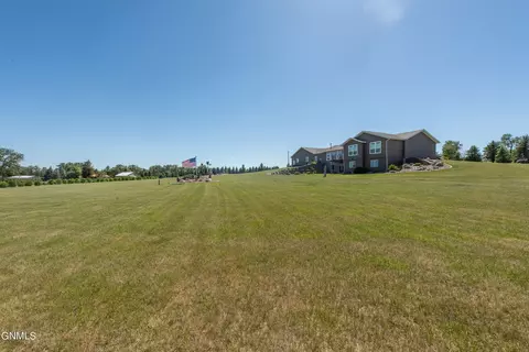 Exterior - 411 2nd St W, Regent, ND 58650 photo 10 of 18