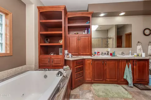 Bath - 411 2nd St W, Regent, ND 58650 photo 5 of 11