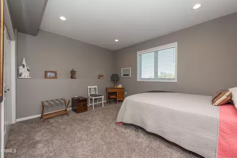 Bedroom - 411 2nd St W, Regent, ND 58650 photo 4 of 10