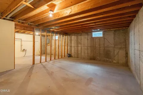2002 E Capitol Ave, Bismarck, ND 58501 photo 42