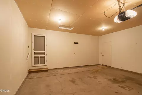 2002 E Capitol Ave, Bismarck, ND 58501 photo 54