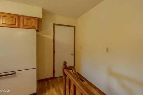 2002 E Capitol Ave, Bismarck, ND 58501 photo 11