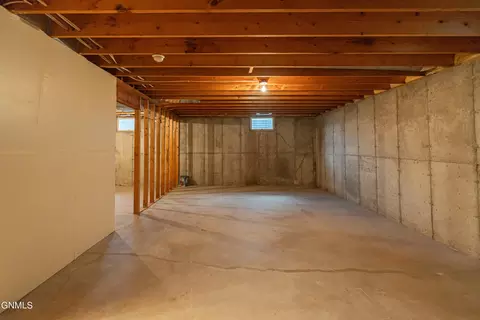 2002 E Capitol Ave, Bismarck, ND 58501 photo 40