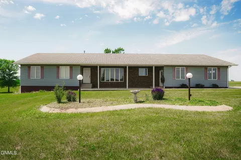 921 Hwy 281 N, Jamestown, ND 58401