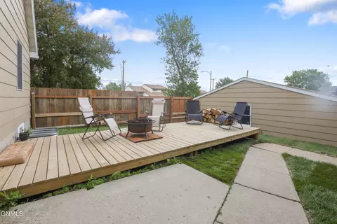 602 11th St E, Williston, ND 58801 photo 40
