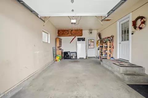 10 5th Ave NE, Garrison, ND 58540 photo 26