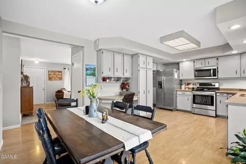 10 5th Ave NE, Garrison, ND 58540 photo 2