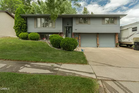 308 Browning Ave, Bismarck, ND 58503