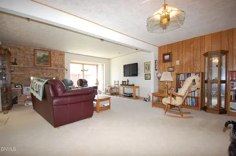 916 3rd St SW, Sidney, MT 59270 photo 9