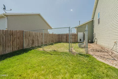 6140 Edgerly Ln, Lincoln, ND 58504 photo 43