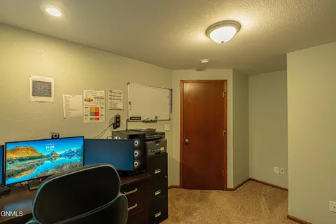 6140 Edgerly Ln, Lincoln, ND 58504 photo 37