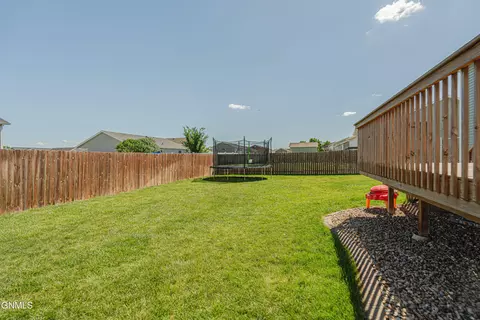 6140 Edgerly Ln, Lincoln, ND 58504 photo 41