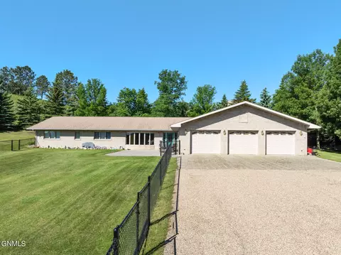 1801 76th St Nw St NW, Burlington, ND 58722