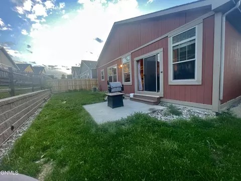 Exterior - 3311 36th St W, Williston, ND 58801 photo 4 of 4