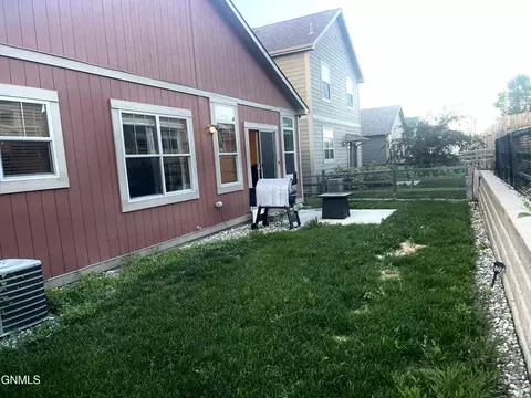 Exterior - 3311 36th St W, Williston, ND 58801 photo 3 of 4