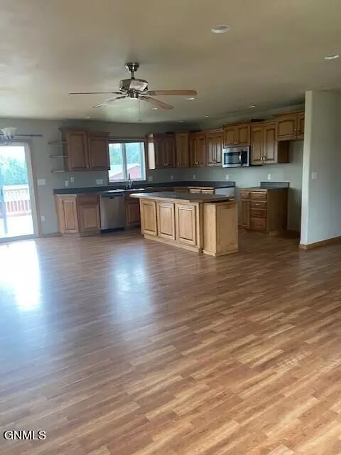 Kitchen - 1471 4th Ave E, Dickinson, ND 58601 photo 1 of 2