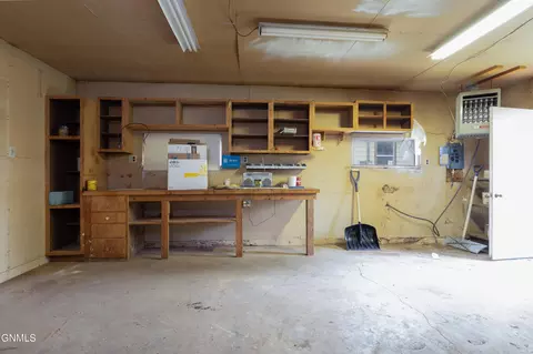 204 Collins Ave, Mandan, ND 58554 photo 17