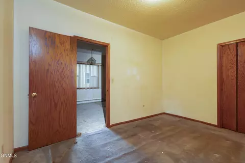204 Collins Ave, Mandan, ND 58554 photo 11