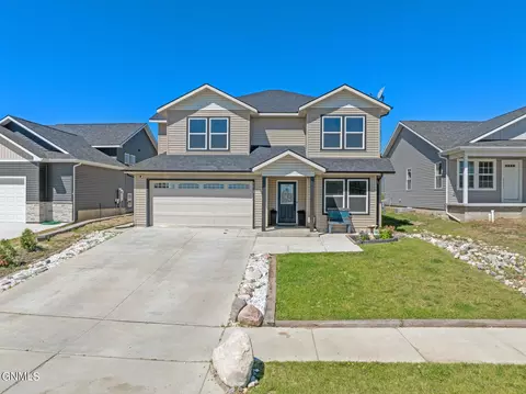 3017 27th Ave W, Williston, ND 58801