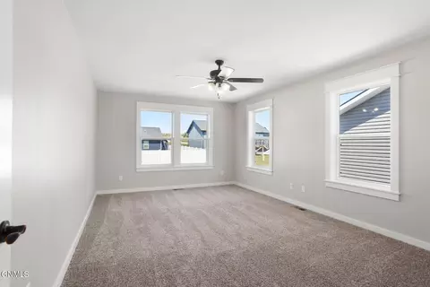 3017 27th Ave W, Williston, ND 58801 photo 33