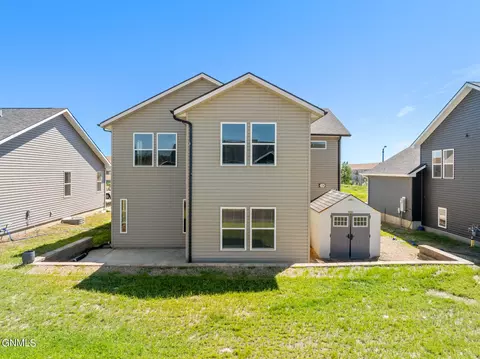 3017 27th Ave W, Williston, ND 58801 photo 4