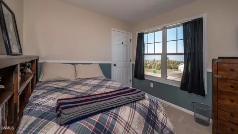 5637 Copper Pt, Bismarck, ND 58504 photo 11