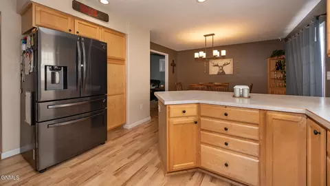 5637 Copper Pt, Bismarck, ND 58504 photo 8