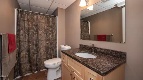 5637 Copper Pt, Bismarck, ND 58504 photo 21