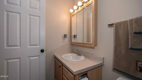 5637 Copper Pt, Bismarck, ND 58504 photo 16